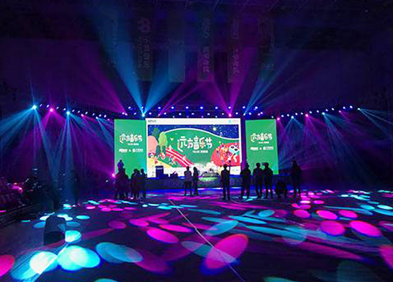 LED显示屏创意显示的发展及未来前景分析